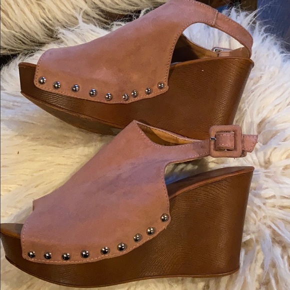 Wedge sandal - Picture 4 of 4